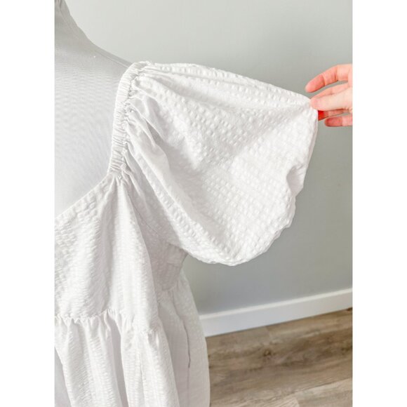 Old Navy Fit & Flare Puff-Sleeve Seersucker All-Day Mini Dress - Picture 10 of 12